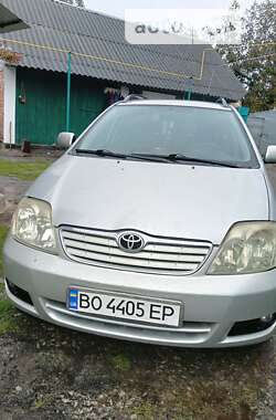 Универсал Toyota Corolla 2005 в Почаеве