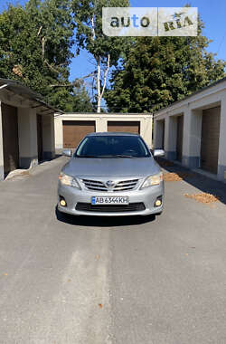 Седан Toyota Corolla 2011 в Виннице