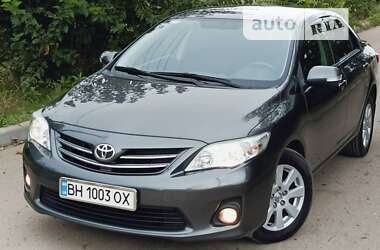 Седан Toyota Corolla 2013 в Одессе