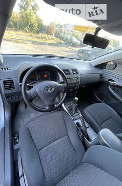 Седан Toyota Corolla 2007 в Сумах