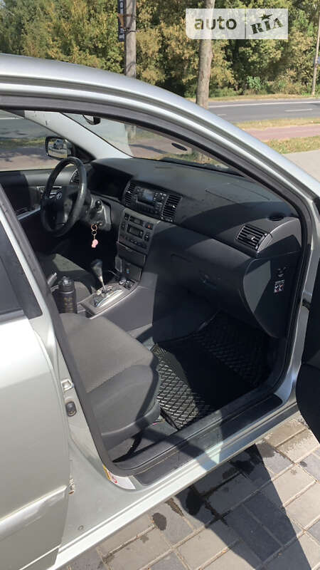Хетчбек Toyota Corolla 2005 в Хмельницькому фото 7 Хетчбек Toyota Corolla 2005 в Хмельницькому