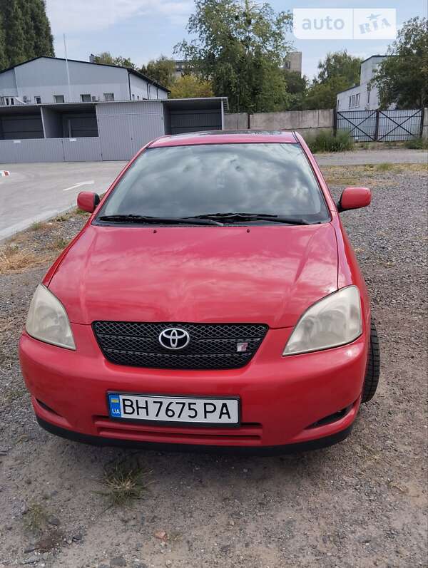 Хетчбек Toyota Corolla 2003 в Черкасах