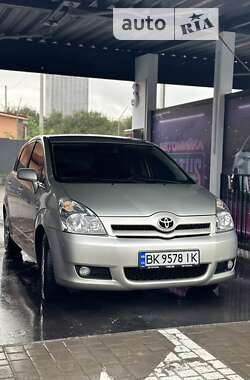 Хетчбек Toyota Corolla 2005 в Рівному