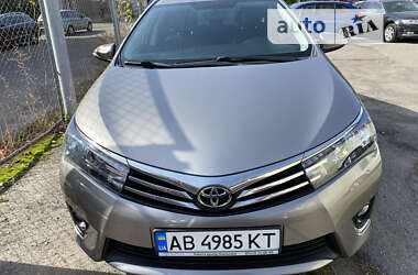 Седан Toyota Corolla 2014 в Виннице