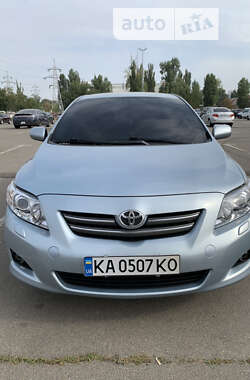 Седан Toyota Corolla 2008 в Києві