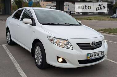 Седан Toyota Corolla 2009 в Киеве