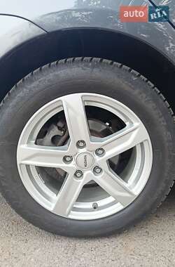 Седан Toyota Corolla 2008 в Виннице