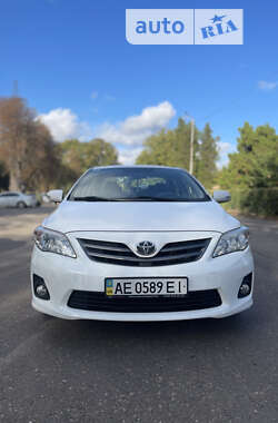 Седан Toyota Corolla 2012 в Кривому Розі