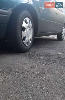 Седан Toyota Corolla 1997 в 