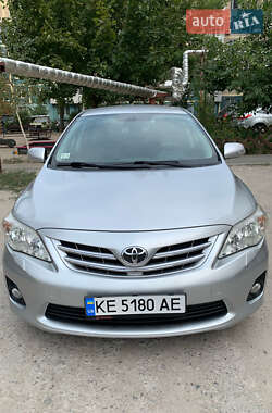 Седан Toyota Corolla 2011 в Дніпрі