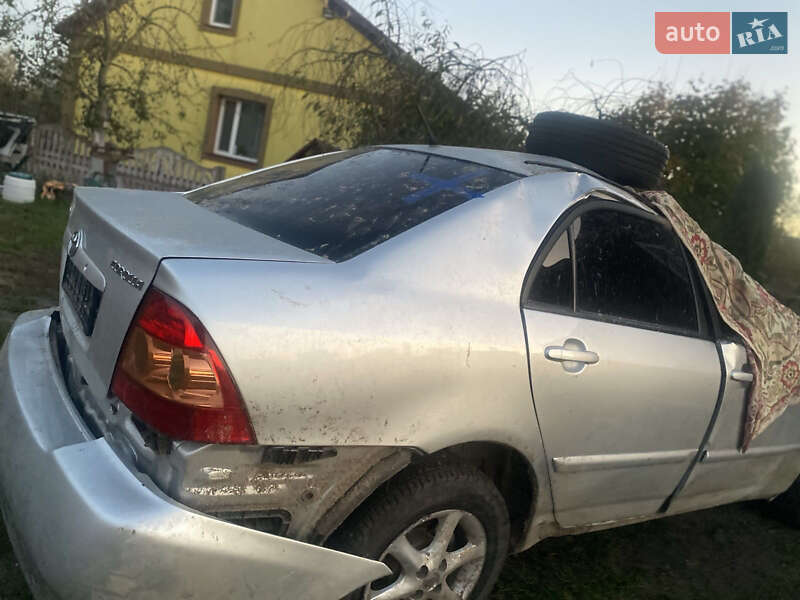 Седан Toyota Corolla 2006 в Рівному