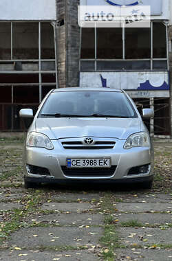 Хэтчбек Toyota Corolla 2004 в Черновцах