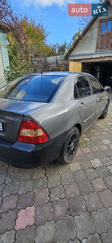 Седан Toyota Corolla 2003 в Нововолинську