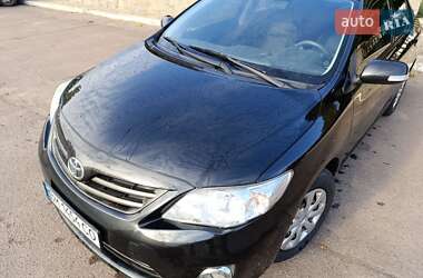 Хетчбек Toyota Corolla 2012 в Сумах