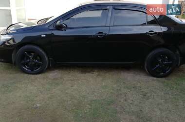 Седан Toyota Corolla 2008 в Стрые