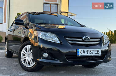 Седан Toyota Corolla 2008 в Дрогобыче