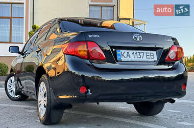 Седан Toyota Corolla 2008 в Дрогобыче