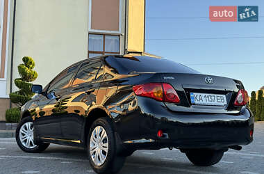 Седан Toyota Corolla 2008 в Дрогобыче