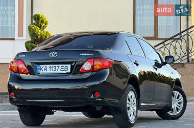 Седан Toyota Corolla 2008 в Дрогобыче