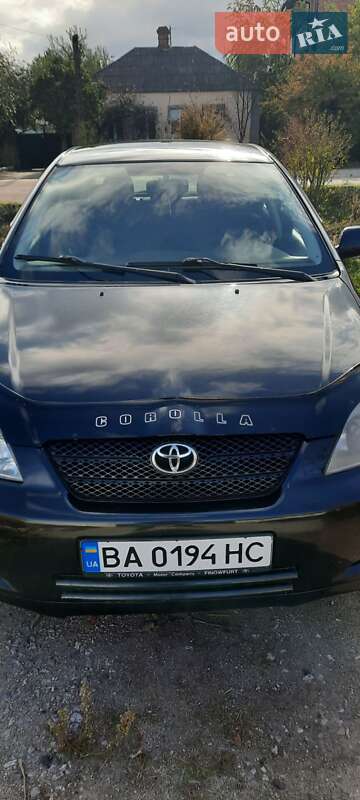 Хэтчбек Toyota Corolla 2002 в Кропивницком