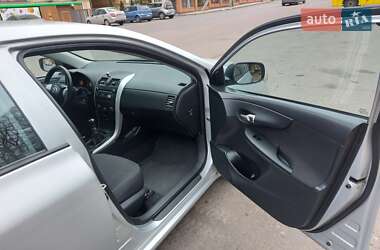 Седан Toyota Corolla 2012 в 