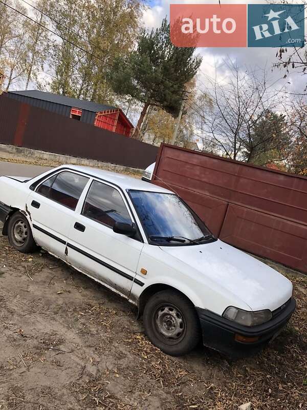 Седан Toyota Corolla 1991 в Києві