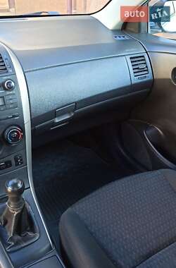 Седан Toyota Corolla 2008 в 