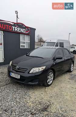 Седан Toyota Corolla 2010 в Львові