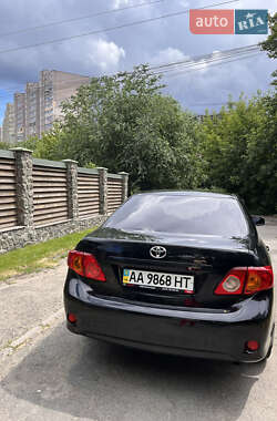 Седан Toyota Corolla 2008 в Києві