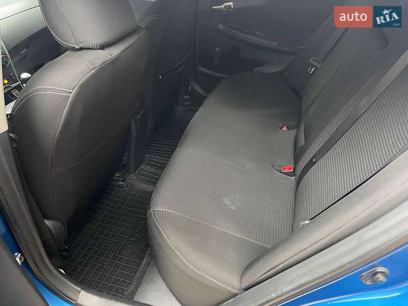 Седан Toyota Corolla 2011 в Киеве