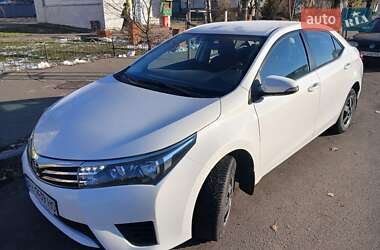 Седан Toyota Corolla 2014 в Киеве