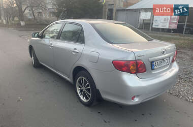 Седан Toyota Corolla 2008 в Звенигородке