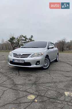 Седан Toyota Corolla 2012 в Кам'янському