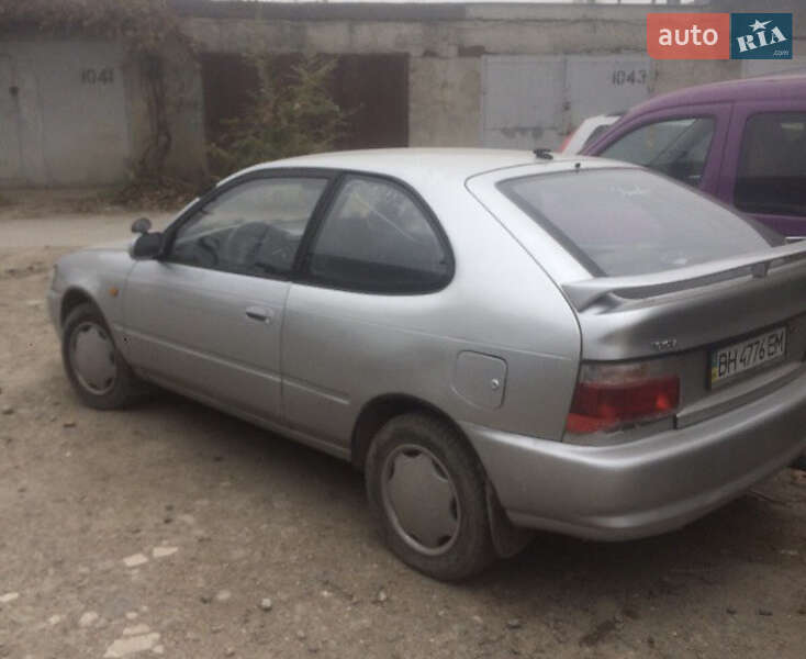 Хэтчбек Toyota Corolla 1994 в Одессе