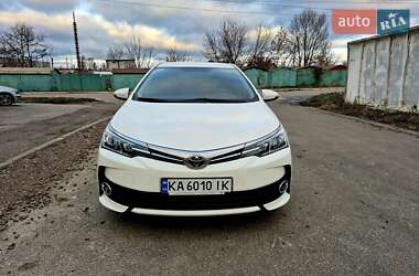 Седан Toyota Corolla 2017 в Києві