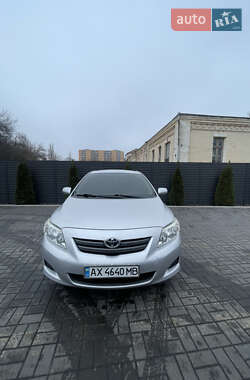 Седан Toyota Corolla 2009 в Черкасах