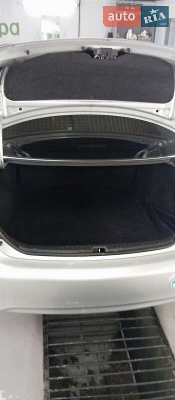 Седан Toyota Corolla 2008 в Золочеве