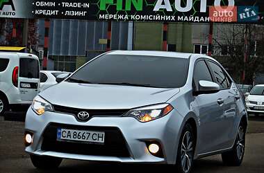 Седан Toyota Corolla 2016 в Черкассах