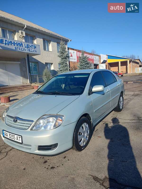 Седан Toyota Corolla 2005 в Бершади