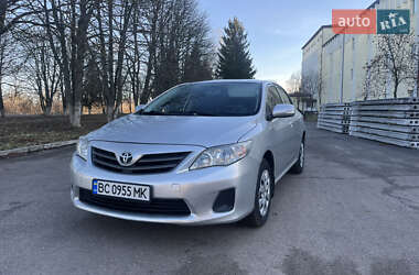 Седан Toyota Corolla 2012 в Жмеринці