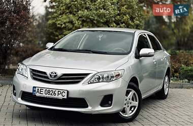 Седан Toyota Corolla 2012 в Тернополі