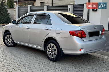 Седан Toyota Corolla 2008 в 