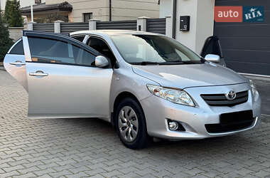 Седан Toyota Corolla 2008 в 