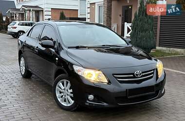 Седан Toyota Corolla 2007 в Мукачевому