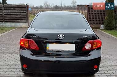 Седан Toyota Corolla 2007 в Мукачевому