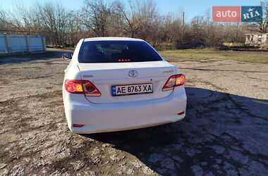 Седан Toyota Corolla 2010 в Кривому Розі