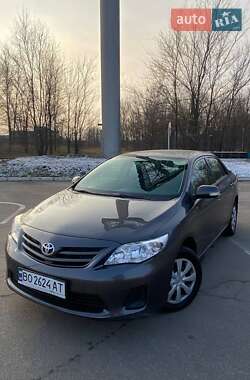 Седан Toyota Corolla 2011 в Запоріжжі