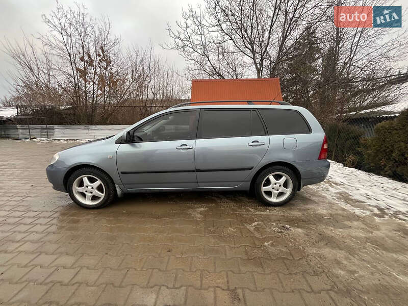 Универсал Toyota Corolla 2003 в Вашковцах