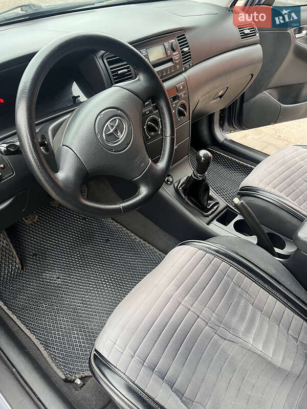 Универсал Toyota Corolla 2003 в Вашковцах