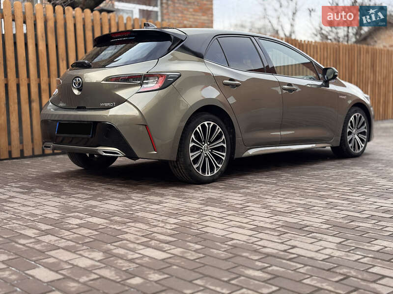 Хетчбек Toyota Corolla 2020 в Кам'янському